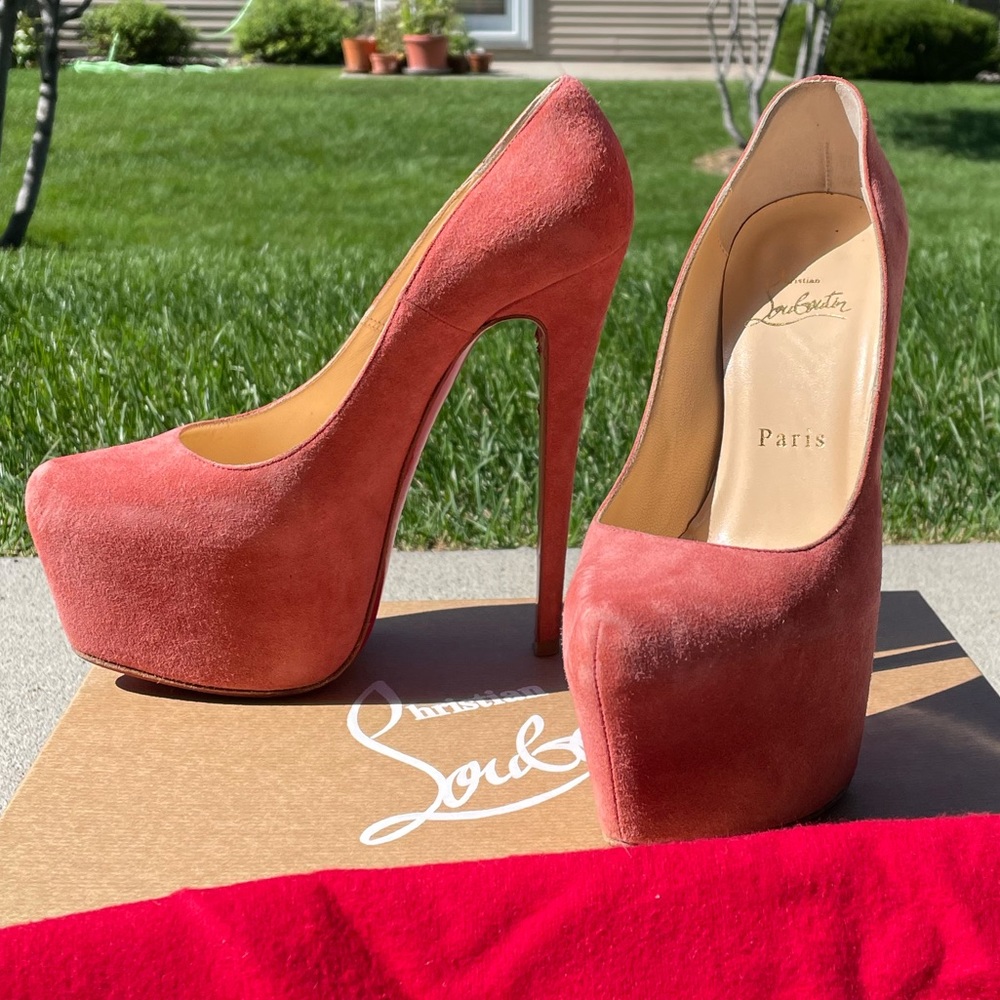 Christian Louboutin Daffodil 160 Cameo Rose 36
